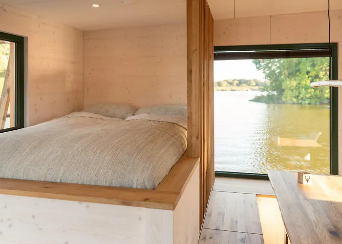 Tiny Hausboot Schwarzwald Maidle Mit Dachterrasse Und Kamin